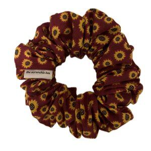Regular Fall Scrunchie= Sunflower